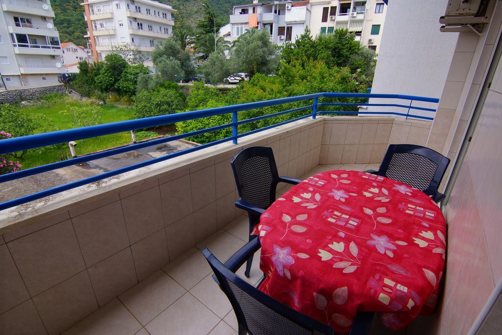 Blue Palace Guest House Budva Exterior foto